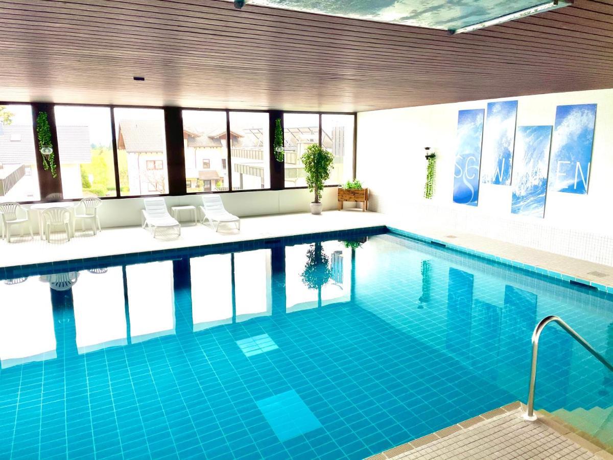 Gemuetliche Ferienwohnung Mit Kostenfreiem Pool Hoechenschwand Exterior photo